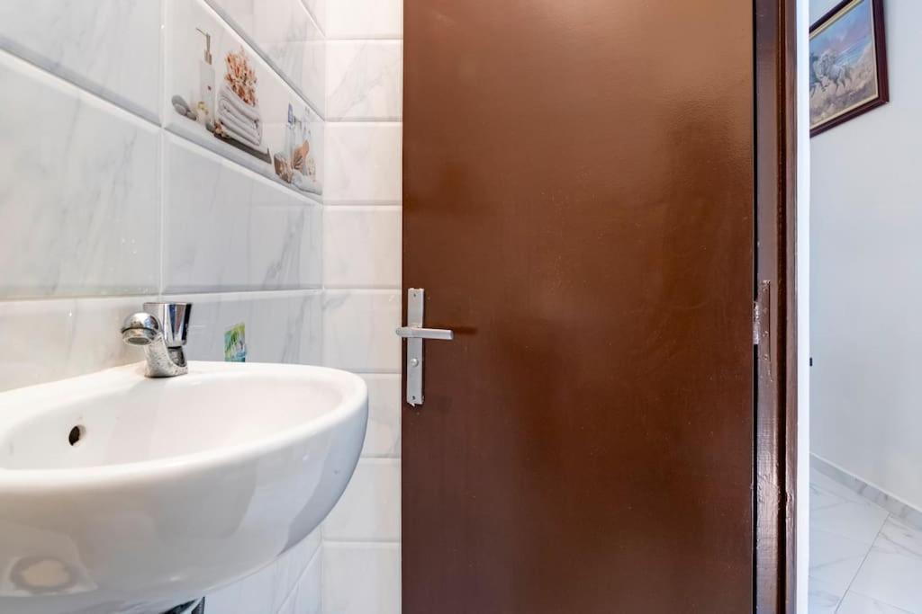 Appartement Chaleureux Et Calme, Parking, Jardin Agadir Kültér fotó